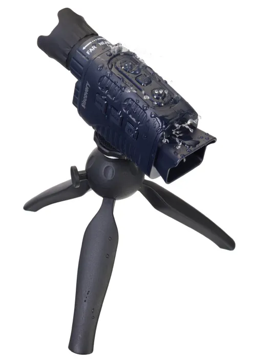 Foto Levenhuk Discovery Night ML10 Digitales Nachtsicht-Fernrohr mit Stativ,  13