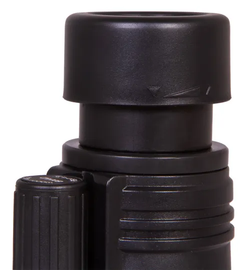 Abbildung Levenhuk-Fernrohr Atom 8x42,  8